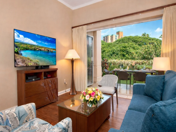 Luxurious Maui Beachfront Villas - Perfect For Families & Groups